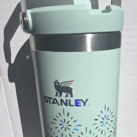 NEW Stanley 30oz Flip Straw Tumbler "SEAGLASS GLOSS" - Picture 2 of 4